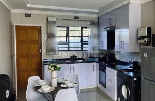 Harare House | Emerald Suite 3-Bed House in Harare
