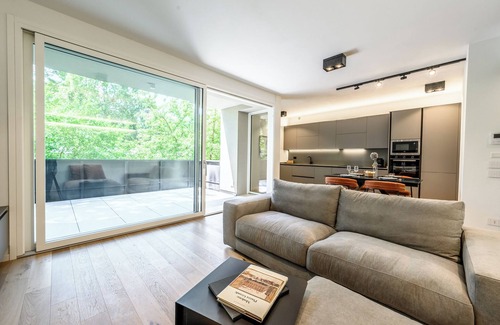 Old Town Apartment | EMILIA SUITE GREEN