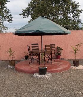 Emining Bed & Breakfast | Emining Guest Suites