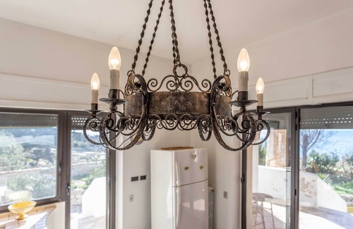 Torre Suda Apartment | Emma's Villa facing the sea with swimming pool