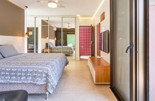 Jabaquara House | Emperor House near the beach