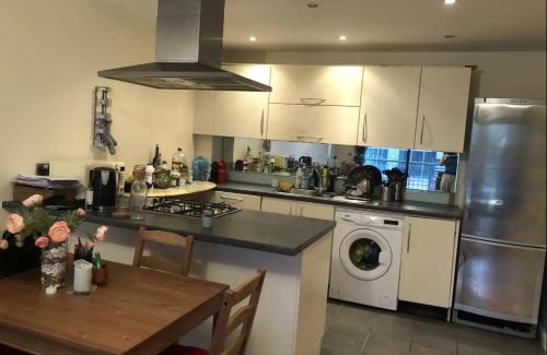 Poplar House | En suite double room
