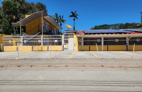 Lazaro House | Encantos do Lázaro