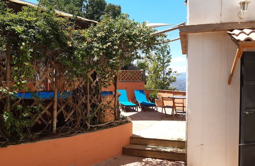 Comares House | Enchanting cliff top house