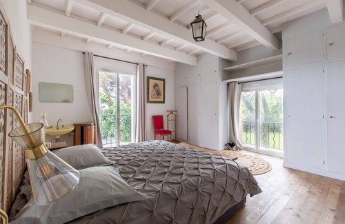 Mauguio Other | Enchanting interlude, mas de caractère, large swimming pool, landscaped grounds