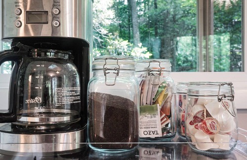 Mill Ridge House | Enchanting Mountain Tree House Hideaway.