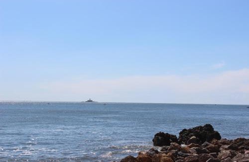 Paco De Arcos Apartment | Encosta's Beach
