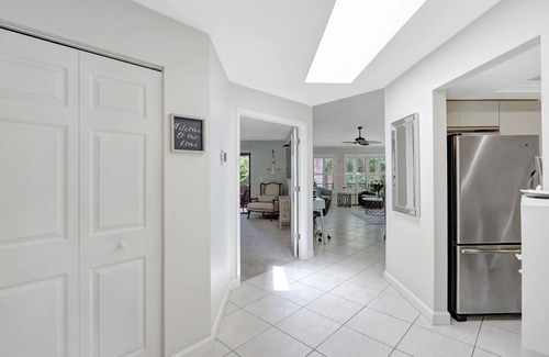 Palmer Ranch Villa | End Villa/Private View/Heated Pool/Pickleball/7883