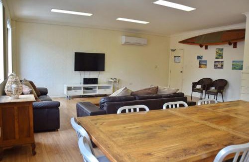 South West Rocks House | Endless Summer - Bring your own linen