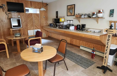 Ignace Cabin | English River Inn by the Lake