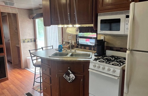 North Bay Shore House | Enjoy a little bit of country living in this park model two bedroom trailer home