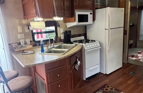 North Bay Shore House | Enjoy a little bit of country living in this park model two bedroom trailer home
