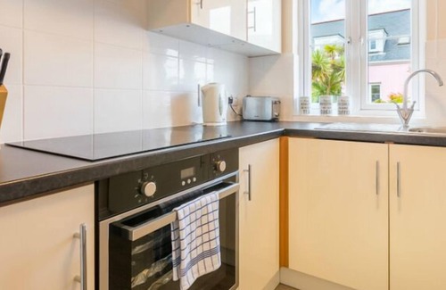 Le Vallon Cottage | Enjoy a Relaxing Break at the 4* Ellingham Cottages