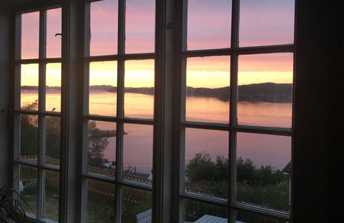 Stavanger House | Enjoy a wonderful vacation in this inviting vacation home in a fantastic location close to nature!