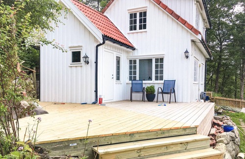 Stavanger House | Enjoy a wonderful vacation in this inviting vacation home in a fantastic location close to nature!