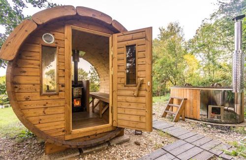 Jablonne v Podjestedi Apartment | ENJOY COZY NEST View Hills Garden Forest Sauna Hottub