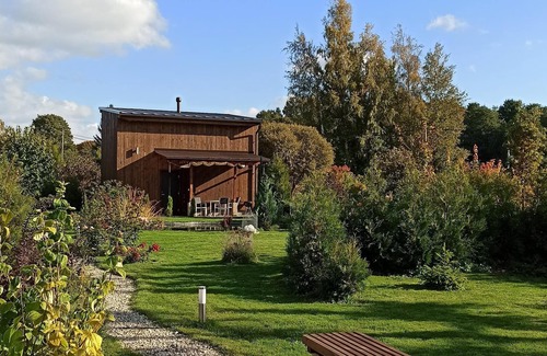 Haademeeste House | Enjoy garden, birds, fresh sea air, have sauna