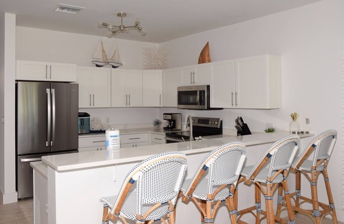 Treasure Cay Resort | Enjoy our very Comfortable Beachfront Condo