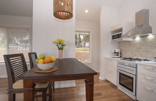 Coopers Shoot Cottage | Enjoy this piece of paradise and immerse yourself in luxury and style.