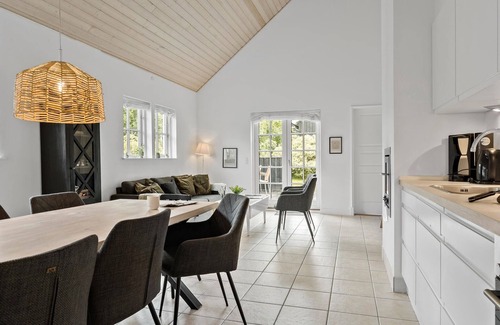 Gjern House | Enjoy your stay in this stylish and bright holiday home with sauna.