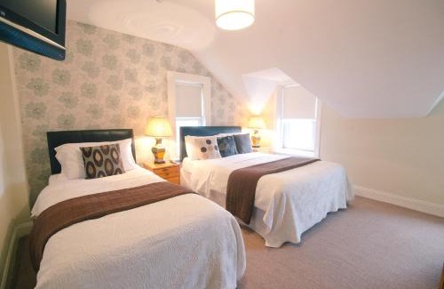 Bangor House | Ennislare House Guest Accommodation