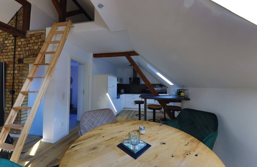 Alzey Apartment | Entdecke das Perfekte Zuhause Luxuriöse und Moderne Dachgeschosswohnung