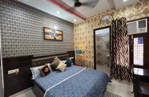 Zirakpur Apartment | Entire 3bhk Luxury Flat in Zirakpur-Panchkula-Chandigarh-Mohali, Punjab, India