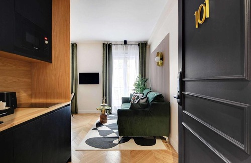 Quartier de Javel Apartment | Entire apartment near the Eiffel Tower