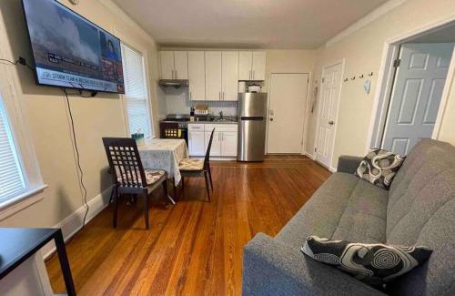 Queens Apartment | Entire Cozy 1BR Apartment in heart of Queens L