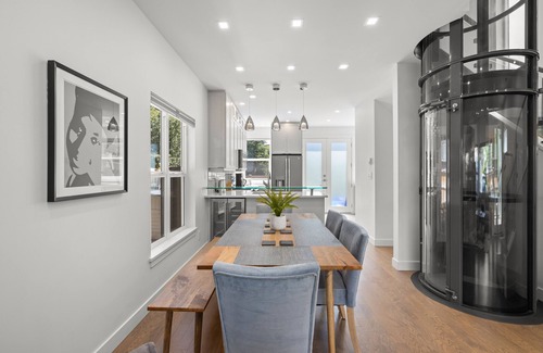 Inner Harbour House | Entire House in James Bay, Elevator, Free Parking