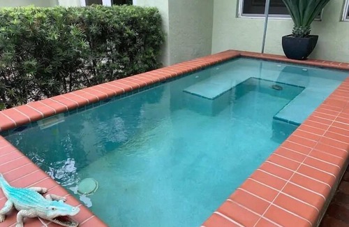Flamingo Parks House | Entire house in historic Flamingo Park, West Palm Beach. Dog friendly. Quiet.