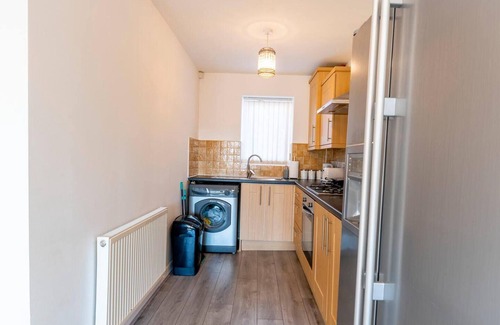 Everton House | Entire House With 3 Bedrooms
