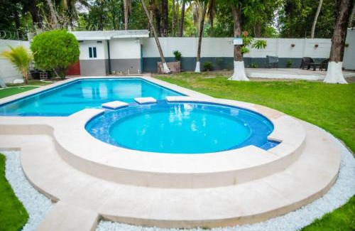 Playa San Diego House | Entire Racho La Libertad, playa San Diego Wi-Fi