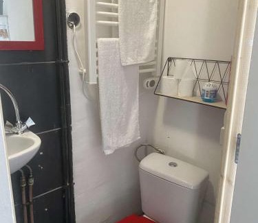 Noailles Apartment | Entire Studio Downtown, Old Port