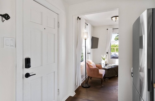 St. Helena House | Entire Wine Country Compound with Separate Office — all to yourself!