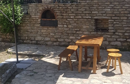 Bourg-Saint-Andeol House | Entre Ardèche et Drôme Provençale Maison Avec Grand Jardin Clos et Arboré