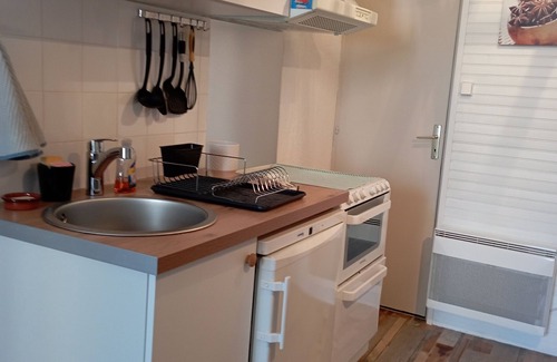 Entrecasteaux Apartment | Entrecasteaux center apartment rental .Var