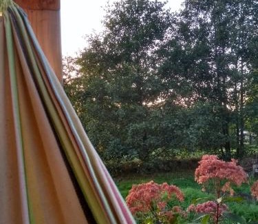 Waldmuenchen Other | Entspannung im Zirkuswagen: außergewöhnliche und liebevoll eingerichtete Glamping-Unterkunft im Grünen