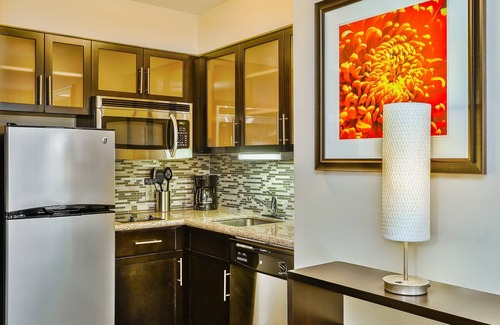 Bismarck Condo | Equipped Suite with Conference Space | Free Daily Breakfast + Indoor Pool