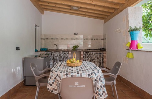 Cortes de la Frontera Cottage | El Níspero Rural House with saltwater pool