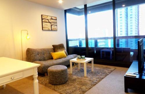 Melbourne Central Business District Apartment | ES2410-2Bed 2Bath Vision Apt with Balcony, Pool & Gym