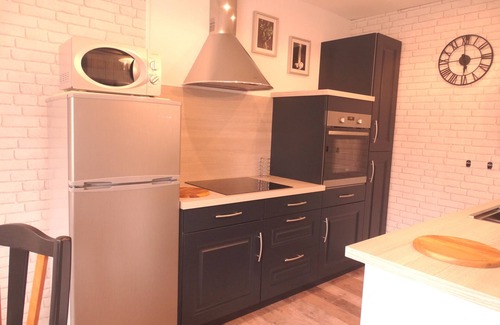 Fecamp Apartment | "Escapade Avec Toits" with Option JACCUZZI - SAUNA