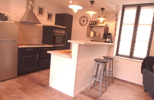 Fecamp Apartment | "Escapade Avec Toits" with Option JACCUZZI - SAUNA