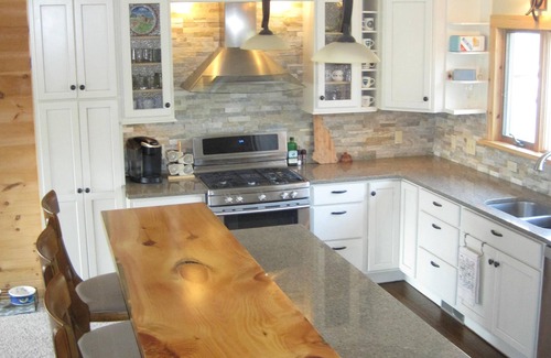 Piermont House | Escape to NH "Piermont River House" Gorgeous 3 BR On Connecticut River Sleeps 8
