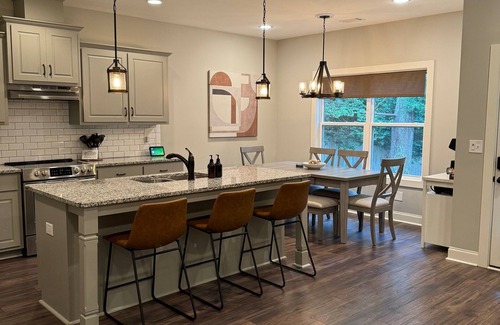 Columbus House | Escape to Oasis: A Tech-Infused Luxury Home with Outdoor Paradise!