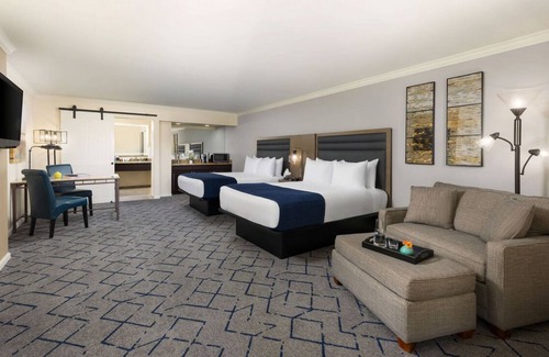 South Scottsdale Resort | Escape to the Great Outdoors! 2 Serene Units, Minutes to Golf, Camelback Mtn.