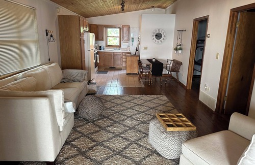 Spicer House | Escape to the shores of Lake Florida for amazing sunrises and sunsets!