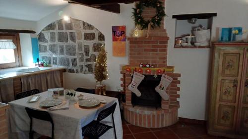 Sant'Agata de'Goti Apartment | Esmeralda B&B