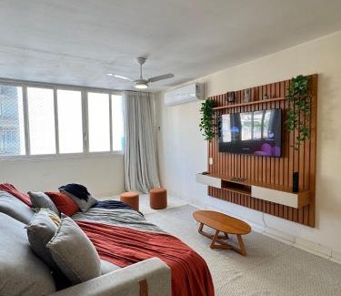 Leme Apartment | Espaçoso com 2 quartos 3 Minutos da Praia A16-1101