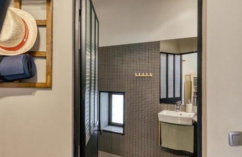 Terrades Apartment | Espai Temps - Art Home